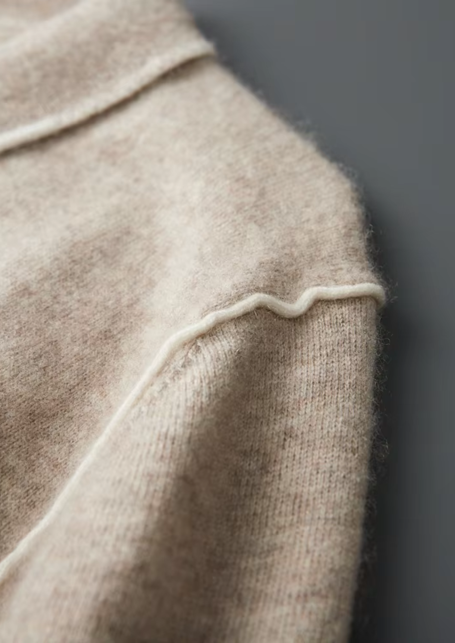 PREMIUM CASHMERE TWO TONE BUTTON POLO EXCLUSIVE RELEASE