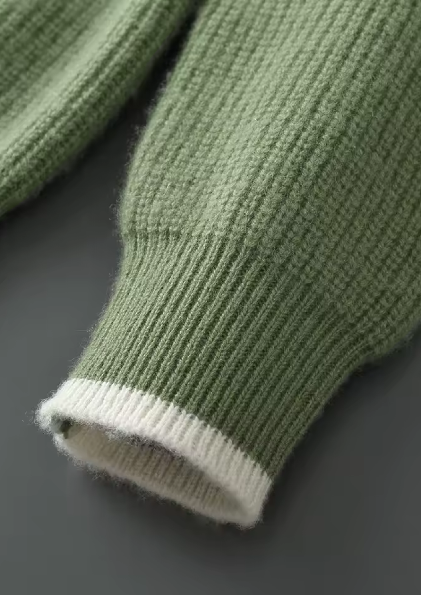 PURE EXTRA-FINE MERINO WOOL TWO TONE CREWNECK CLOUDWOOL®