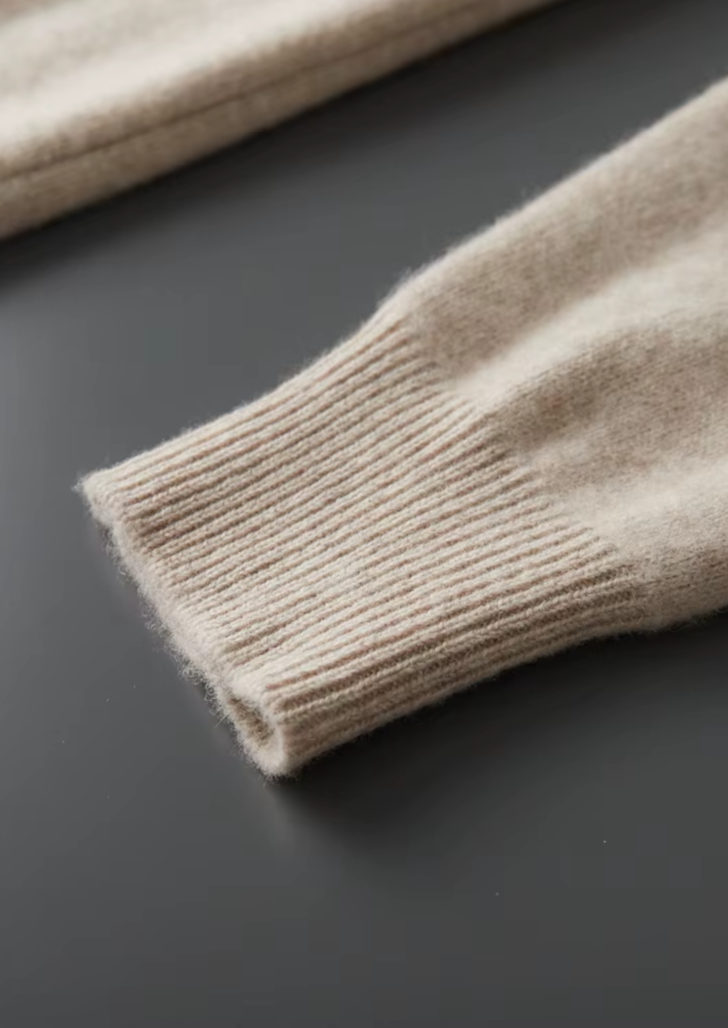 PURE EXTRA-FINE MERINO WOOL BUTTON HOODIE CLOUDWOOL®