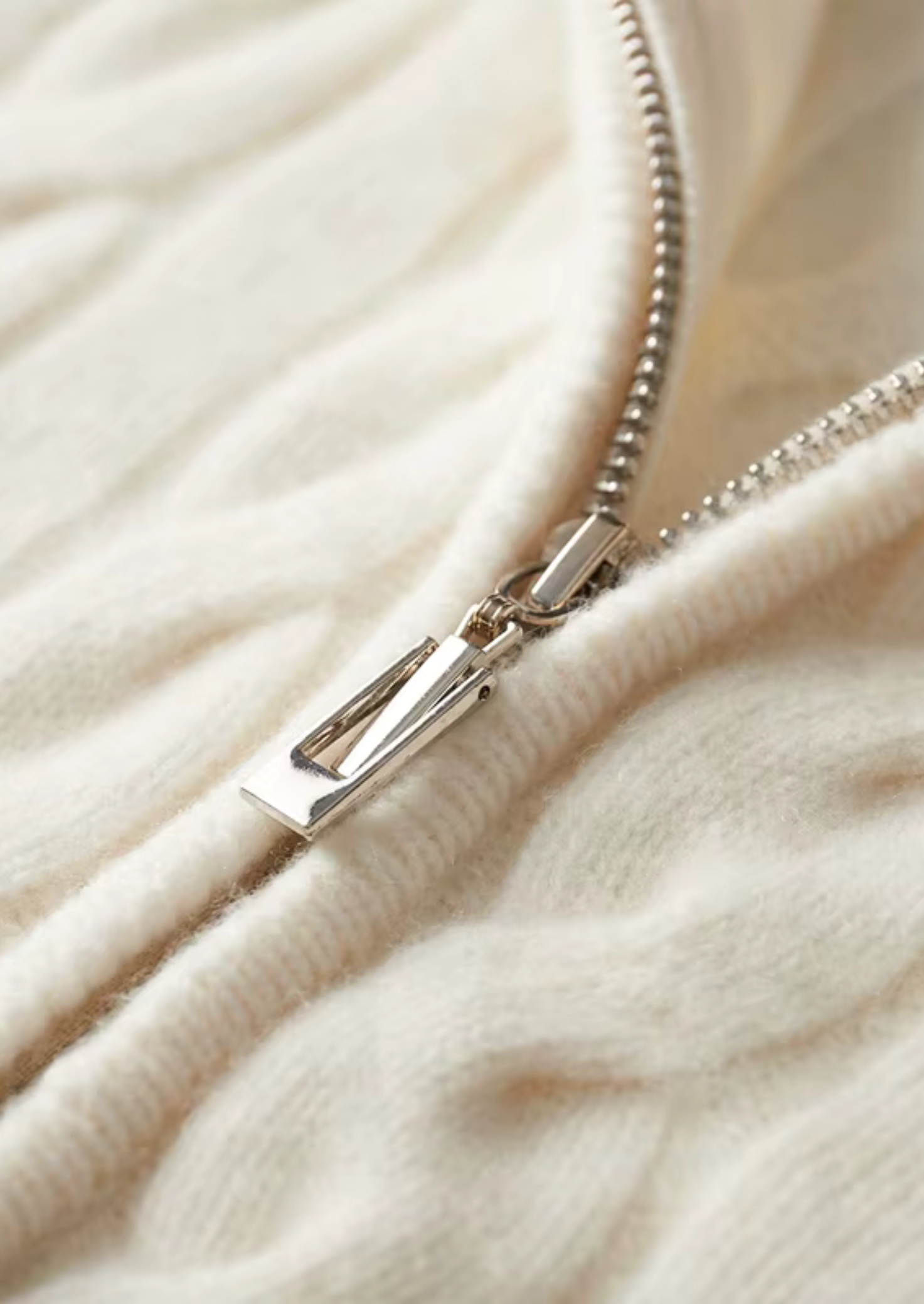 PURE EXTRA-FINE MERINO WOOL DUAL-ZIP CABLE CARDIGAN CLOUDWOOL®