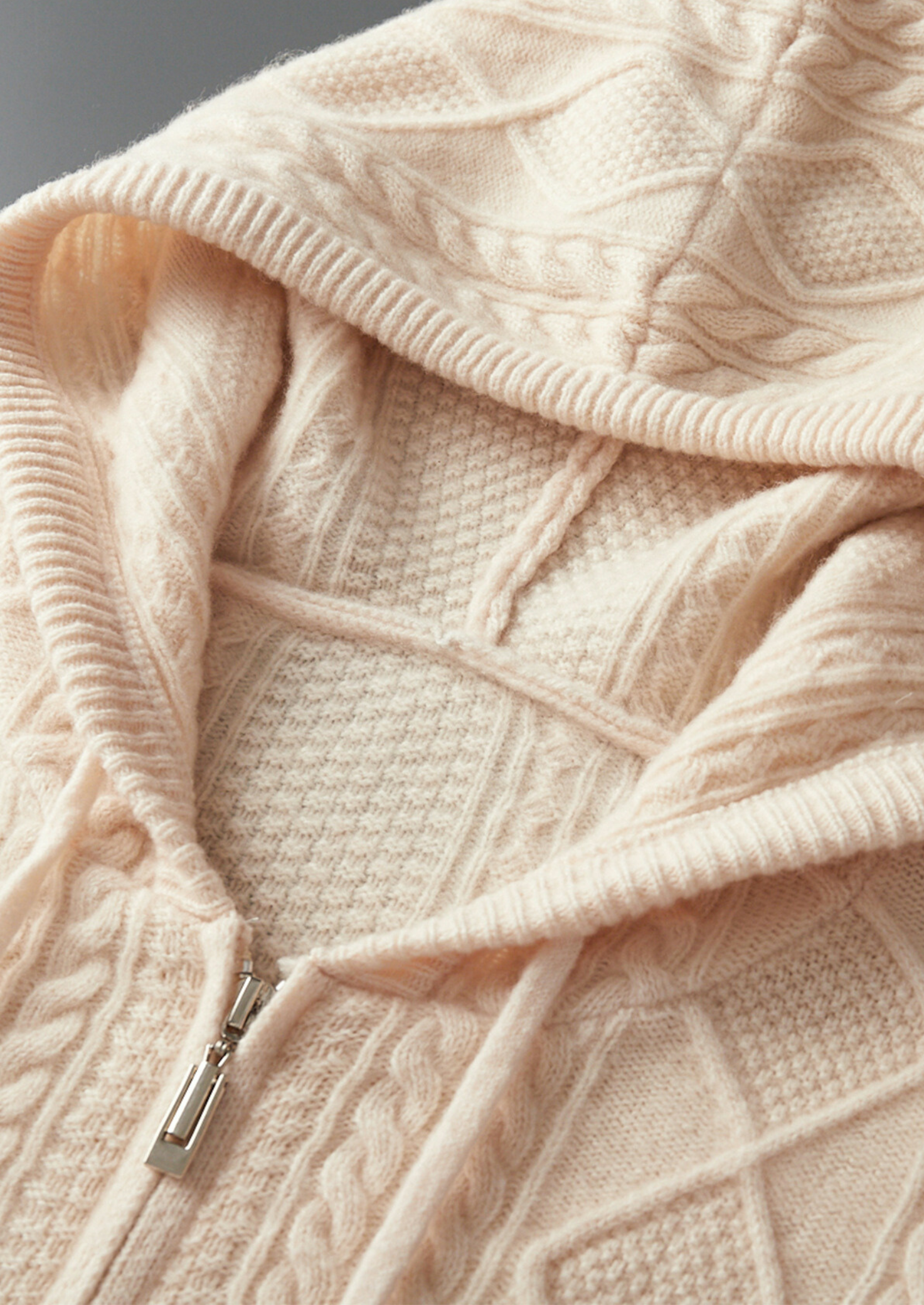 PURE EXTRA-FINE MERINO WOOL WINTERTIME ZIPPER HOODIE CLOUDWOOL®