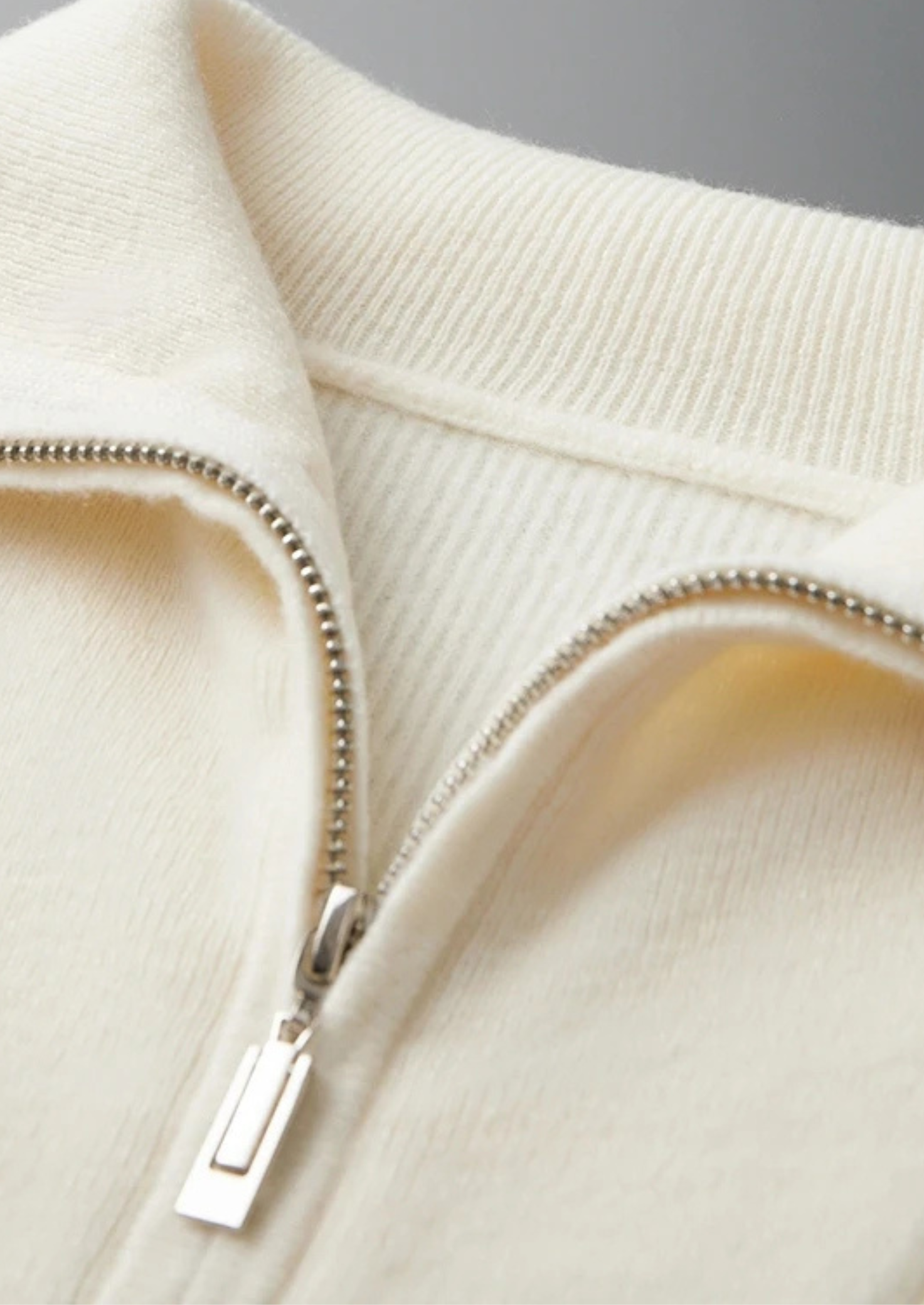 PREMIUM CASHMERE RIBBED HALF-ZIP SWEATER EXCLUSIVE RELEASE