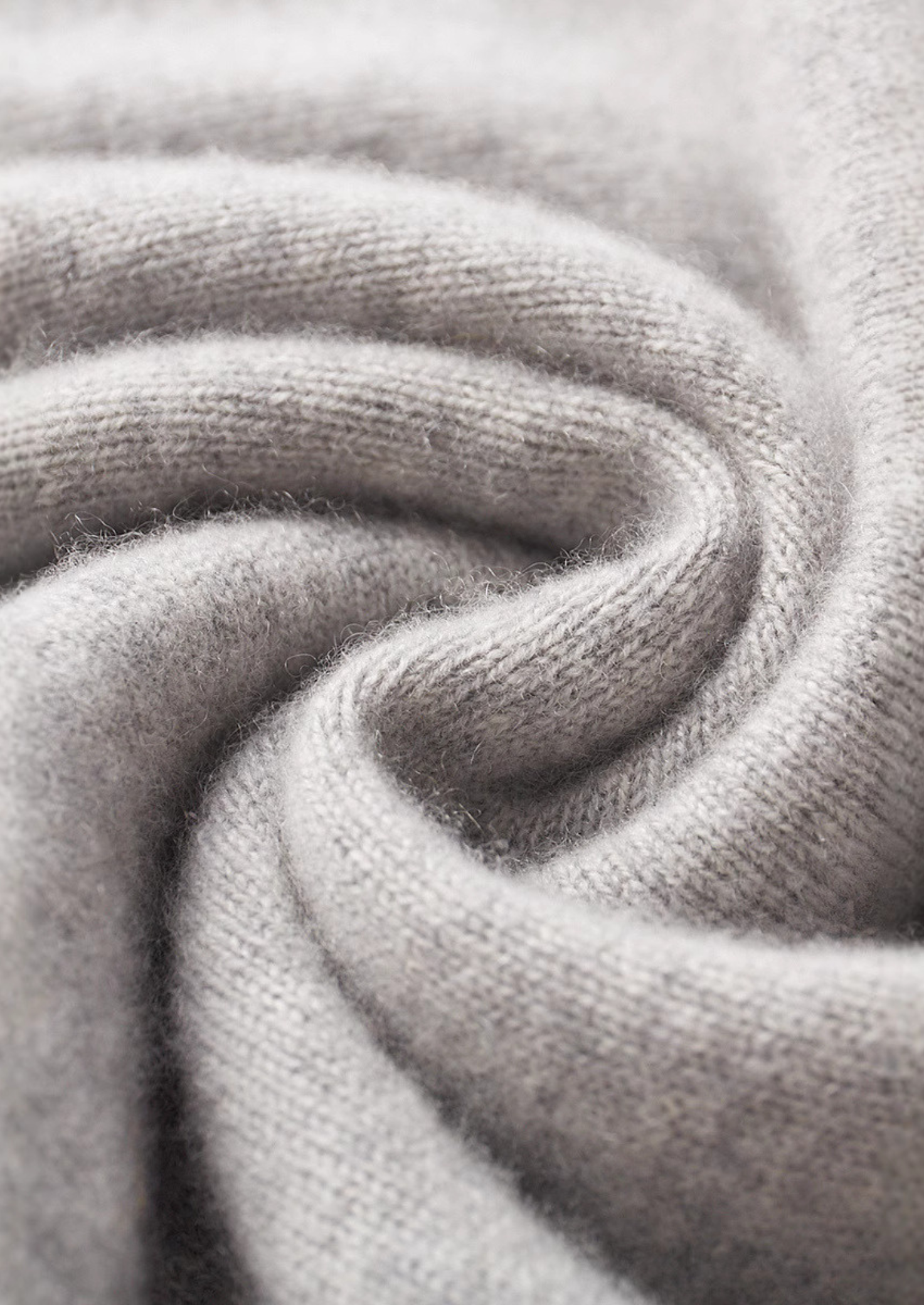 PURE CASHMERE MOCKNECK SWEATER EXCLUSIVE RELEASE