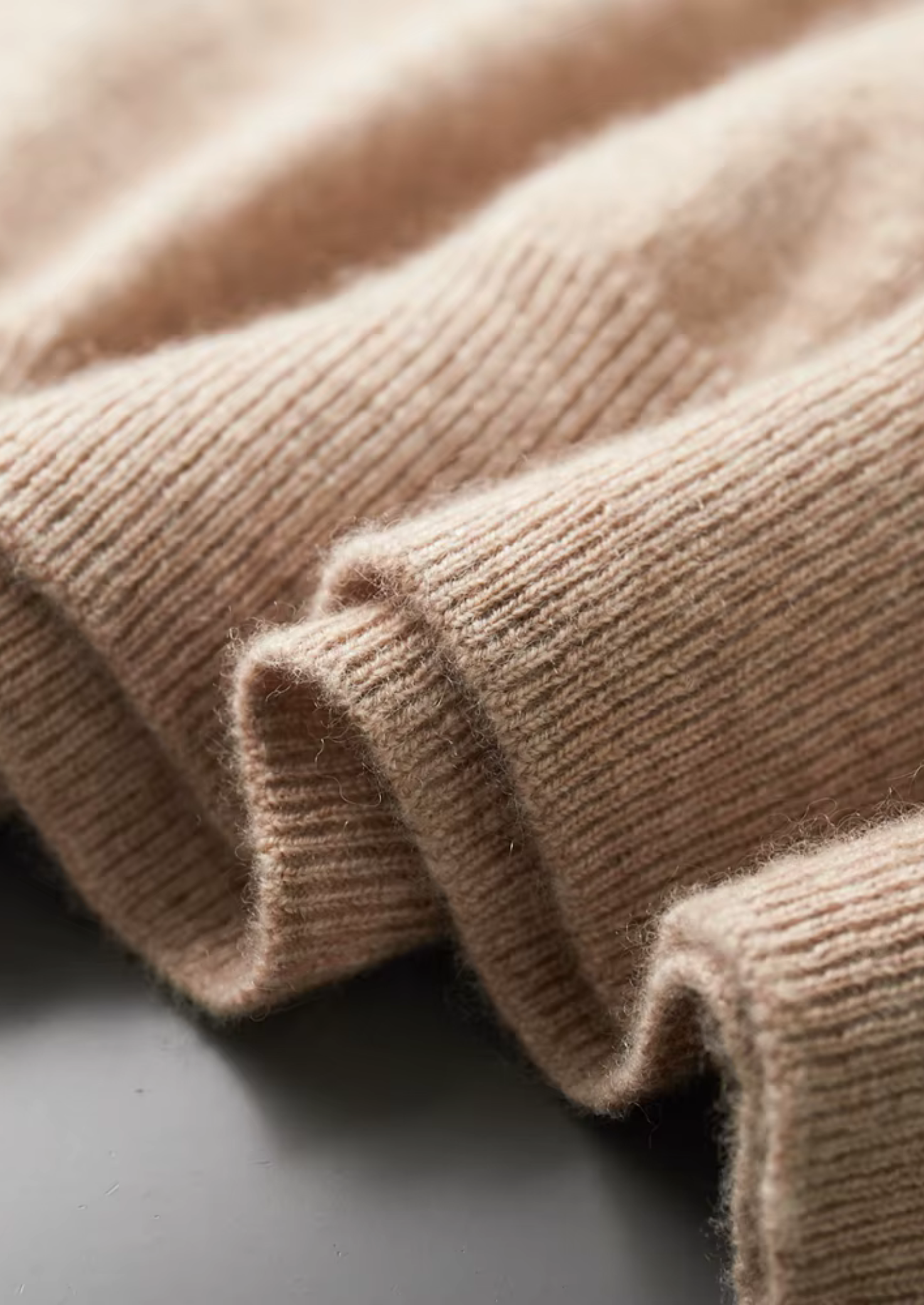 PREMIUM CASHMERE CLASSIC CREWNECK T-SHIRT EXCLUSIVE RELEASE