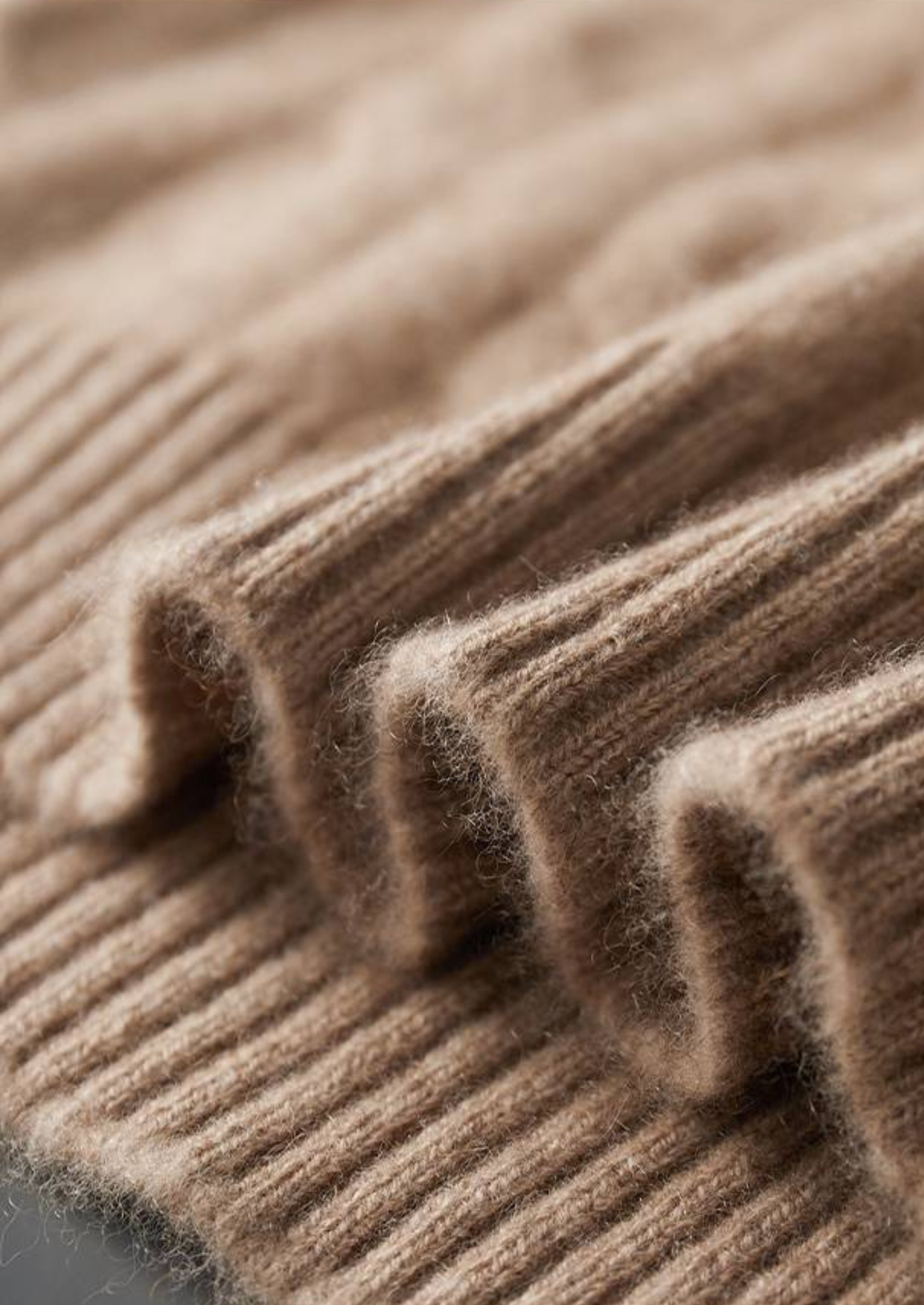 PURE CASHMERE CABLE KNIT HOODIE EXCLUSIVE RELEASE