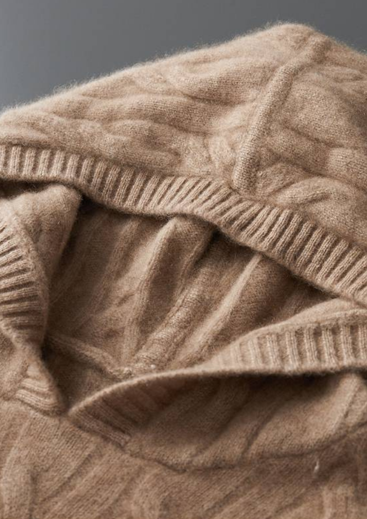 PURE CASHMERE CABLE KNIT HOODIE EXCLUSIVE RELEASE