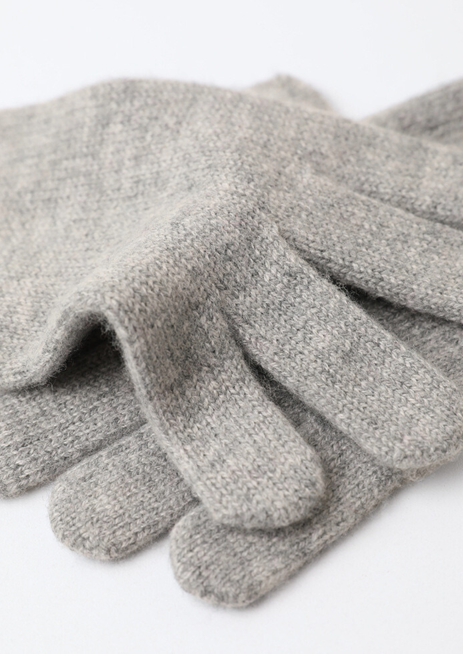 PURE EXTRA-FINE MERINO WOOL WINTERTIME ESSENTIALS - LIGHT GRAY CLOUDWOOL®