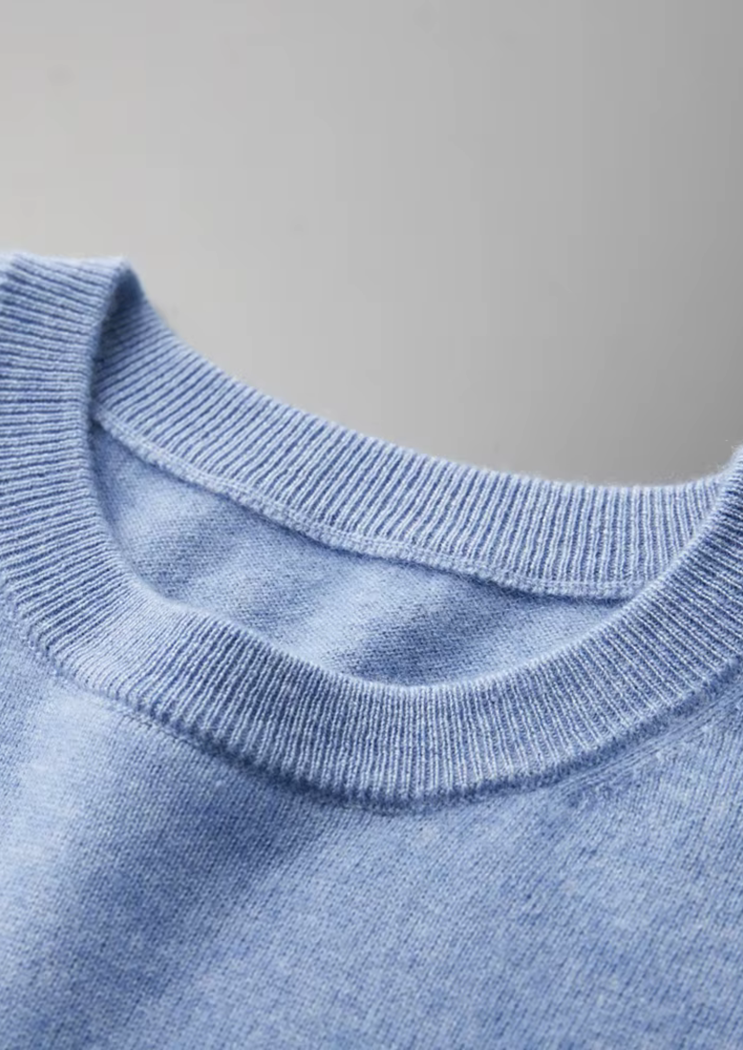 PREMIUM CASHMERE CLASSIC CREWNECK T-SHIRT EXCLUSIVE RELEASE