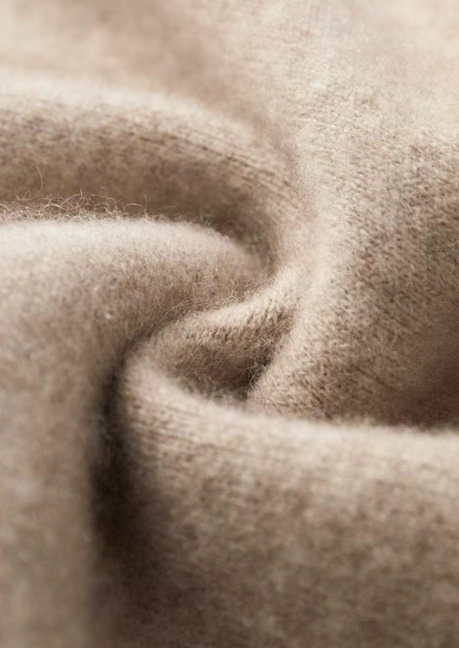 PREMIUM CASHMERE LEISURE SET EXCLUSIVE RELEASE