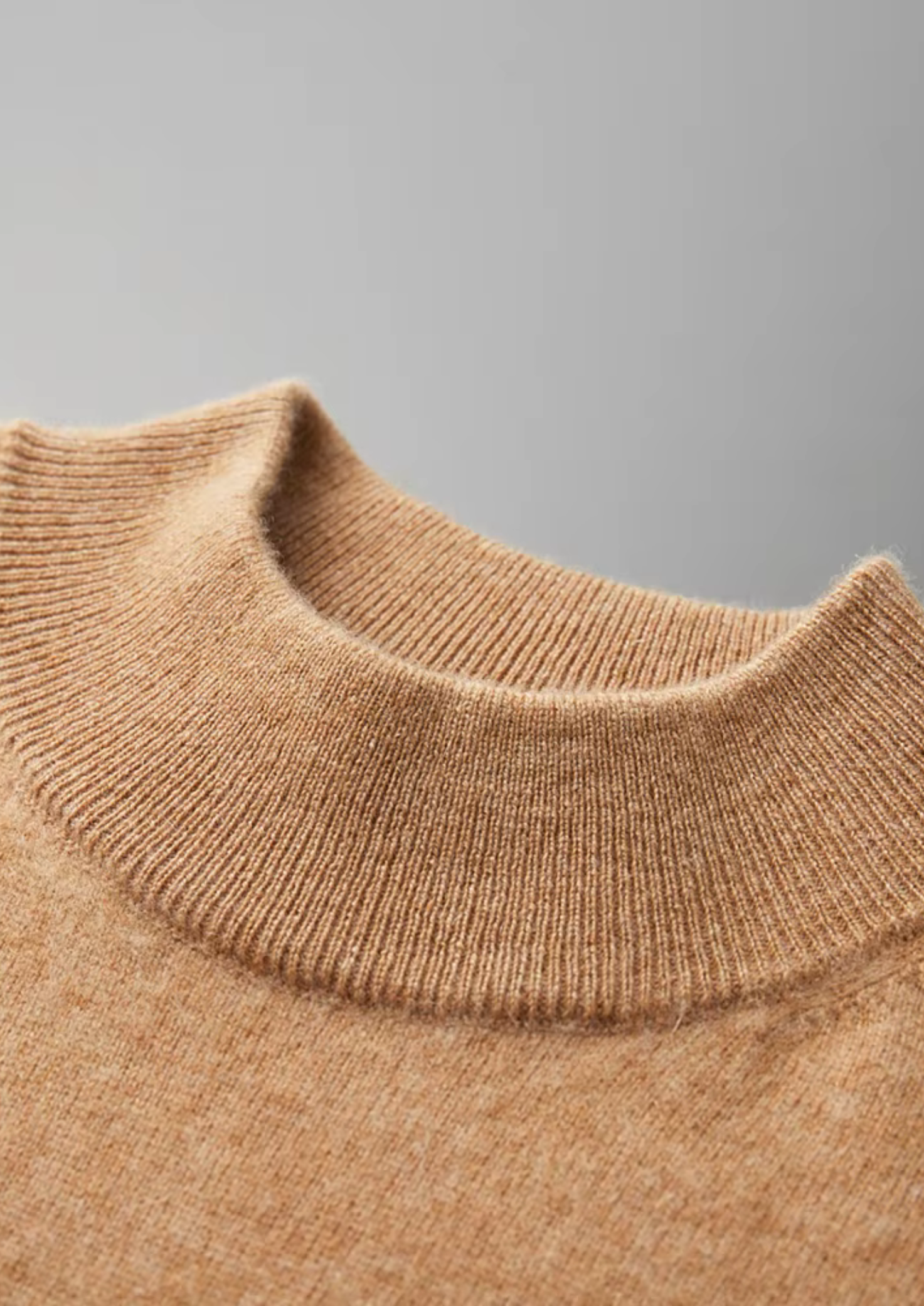PREMIUM CASHMERE MOCK NECK T-SHIRT EXCLUSIVE RELEASE